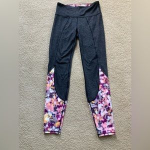 Soft Athleta Leggings - floral and gray size small